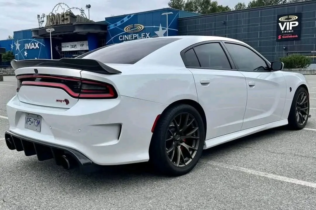 2017 DODGE Dodge Charger SRT Hellcat — Fahrzeugfotos 2