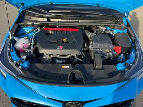 2024 TOYOTA COROLLA — Fahrzeugfotos 4