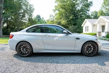 2021 BMW M2 — Fahrzeugfotos 3